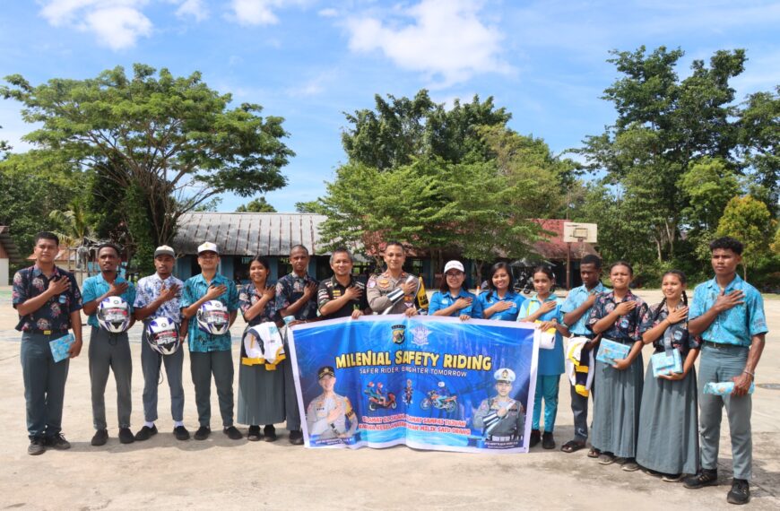 Satlantas Polres Biak Gencarkan Edukasi Millennial Safety Riding di SMA Negeri 3