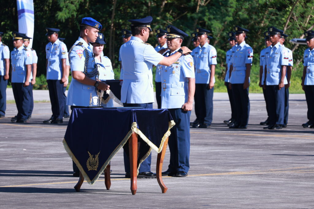 penyematanpangkat
